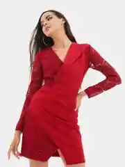 Багровый платье с отделкой из гипюра