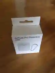 Серебряный чехол для Apple Airpods