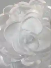 Бант с белым цветком 10 см