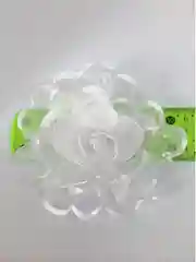 Бант с белым цветком 10 см