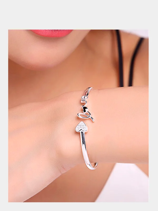 Серебряный браслет на руку "LOVE"