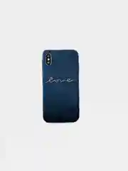 Чехол на iPhone с надписью "Love"