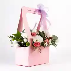 Голубой корзинка картонная