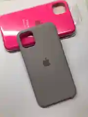 Серый меланж силиконовый защитный чехол на iPhone 11