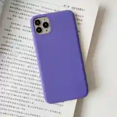Бежевый чехол для Apple iPhone X / XS силиконовый, 14 цветов