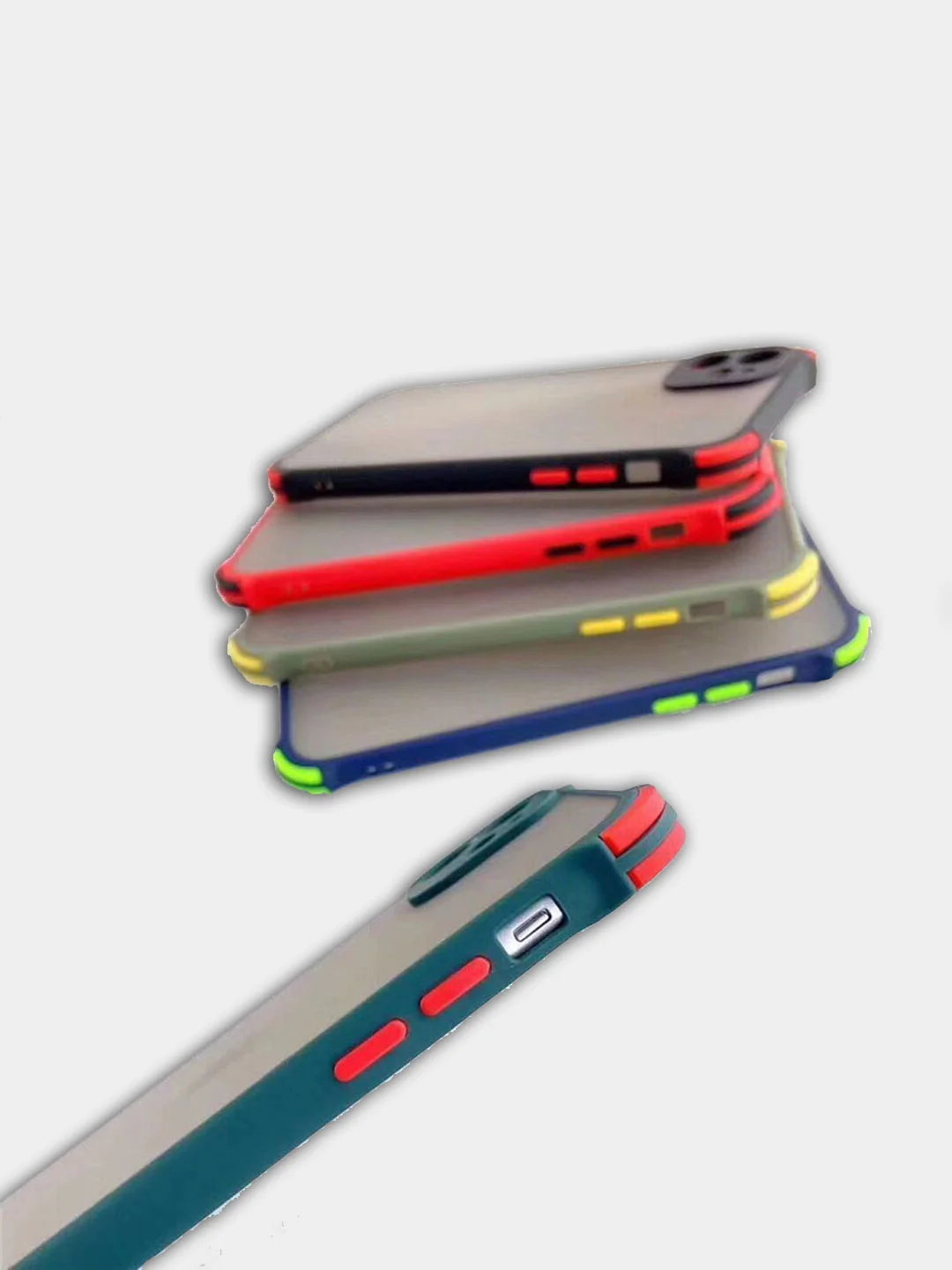 Чехол для iPhone (Айфон) с защитой камеры, ударопрочный бампер по углам, матовое покрытие