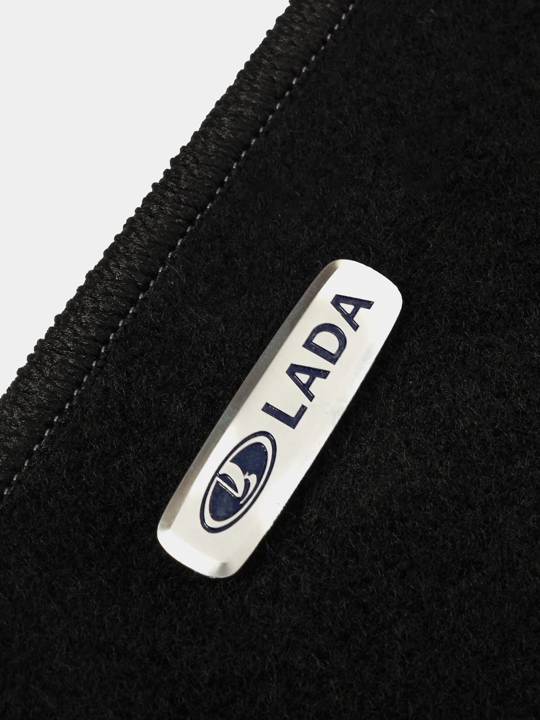 Серебряный шильдик Лада (Lada)