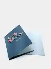 Открытка с надписями из дерева