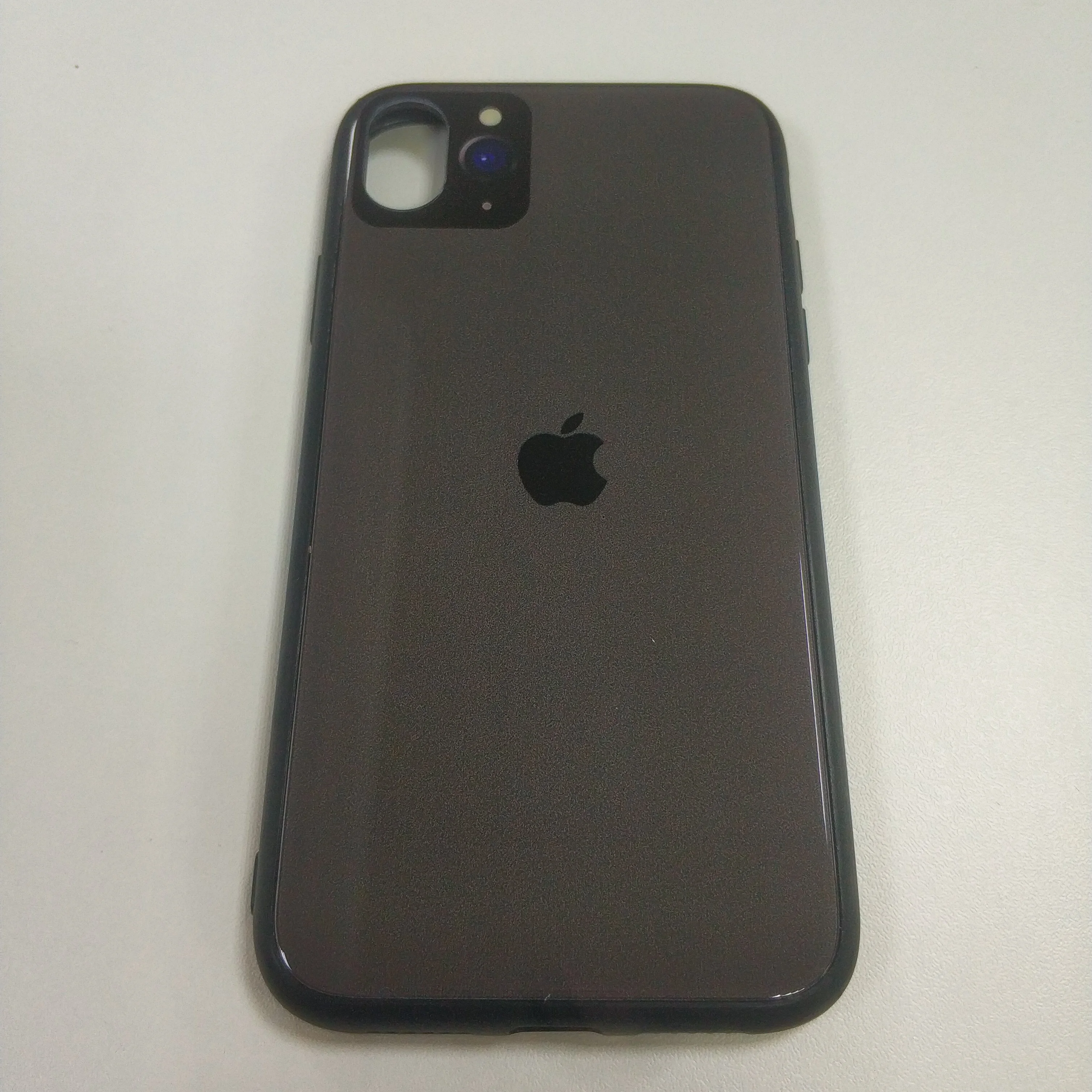 Черный чехол iPhone XR