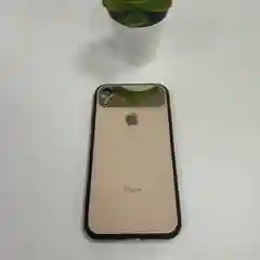 Коричневый чехол iPhone XR