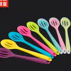 Красный ложка поварская "Скиммер"