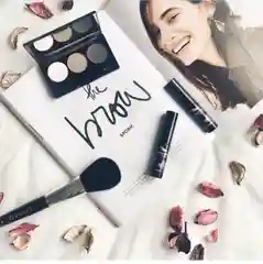 Тушь для бровей Posh "WoW Brow Mascara Graphit", 18 часов устойчивости