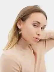 Серьги с камнем