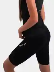 Черный велосипедки спортивные