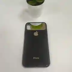 Черный чехол на iPhone X / XS