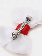 Заколка с бантиком