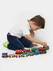 Деревянный детский поезд База Игрушек для железной дороги, 3 локомотива, 9 вагонов, ДП-3