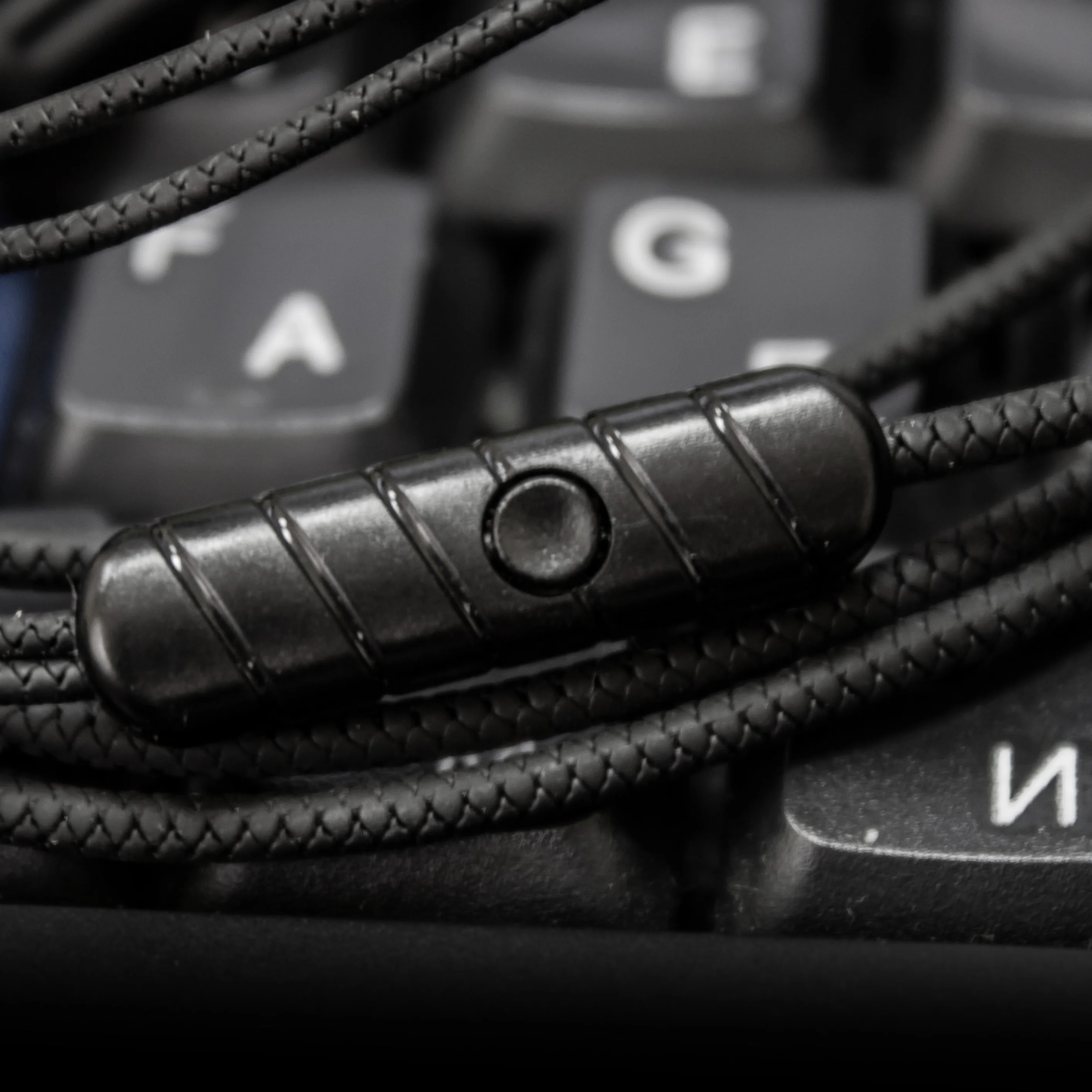 Krutoff / Наушники с микрофоном Krutoff HF-X61, черный