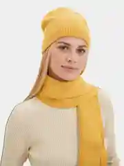 Комплект вязаный