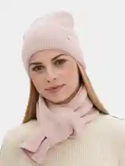 Комплект вязаный