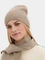 Комплект вязаный