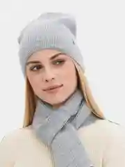Комплект вязаный