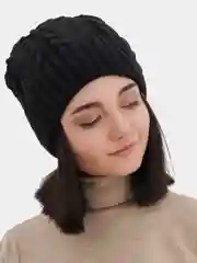 Шапка вязаная