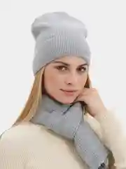 Серый комплект вязаный