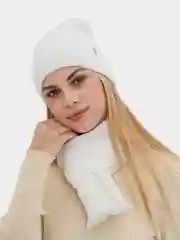 Белый комплект вязаный