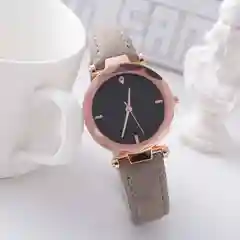 Серый женские часы с матовым ремешком
