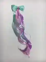 Бирюзовый прядь на заколке