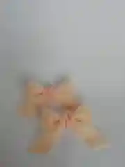 Бежевый бархатный бантик, пара