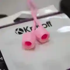 Krutoff / Силиконовый шнурок для AirPods (Эйр Подс), розовый