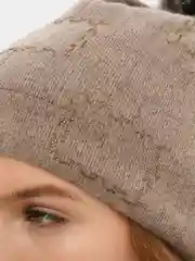 Шапка Odissey, ангора, с натуральным помпоном