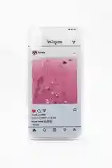 Белый силиконовый чехол "Окошко инстаграм" для iPhone, с блестками