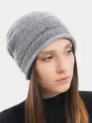 Серый шапка шерстяная