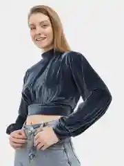 Велюровый топ с длинными рукавами