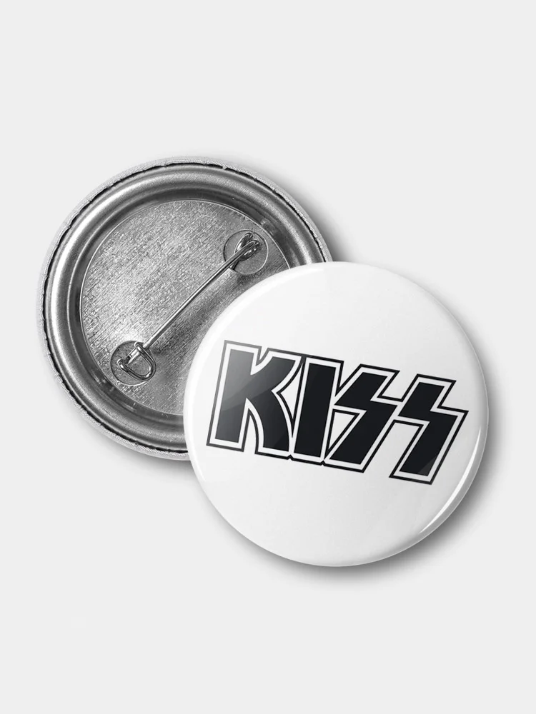 Белый значок "Kiss", 37 мм