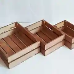 Коричневый ящик, кашпо, бокс из дерева