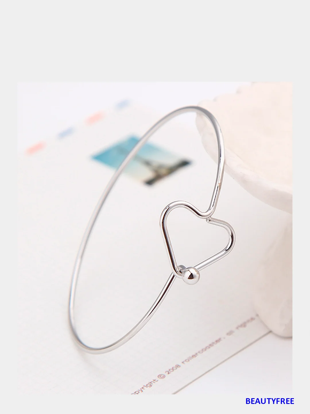 Серебряный браслет женский "Love"