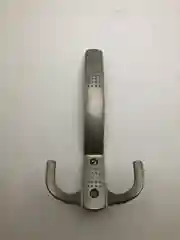 Крючок трехрожковый с перфорацией, мат. никель