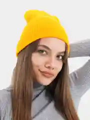 Конфетный шапка вязаная