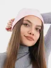 Конфетный шапка вязаная