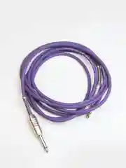 Фиолетовый гитарный кабель
