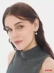 Серьги пусеты со стразами Nancy