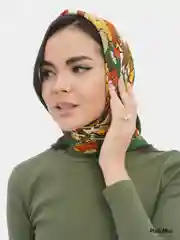 Лесной зеленый платок