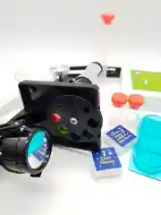 Микроскоп Junior в кейсе с увеличением 300х/600х/1200х