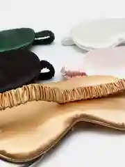 Белый маска для сна шелковая