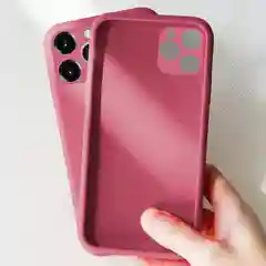 Силиконовый чехол с защитой камеры на iPhone 6/6s, 7/8/SE 2020, X/XS, 11
