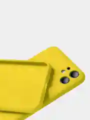 Желтый силиконовый чехол с защитой камеры на iPhone 6/6s, 7/8/SE 2020, X/XS, 11